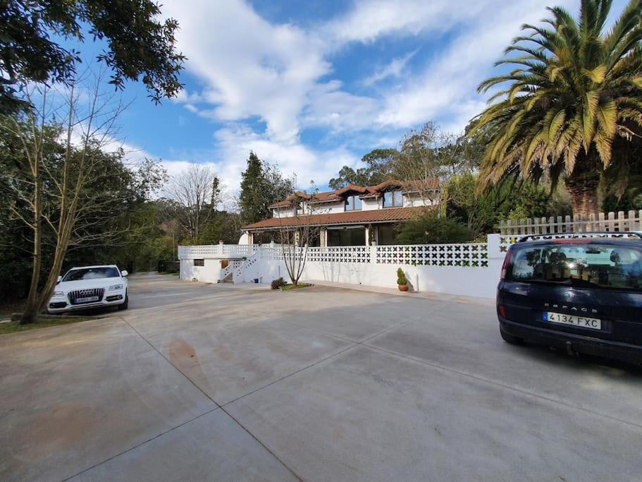 Dreams And Friends On The Coast Of Bilbao. Villa Getxo Exterior photo